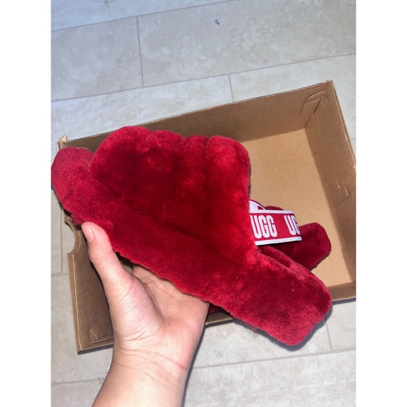 Uggs w fluff yeah slide ribbion red - Picture 5 of 8